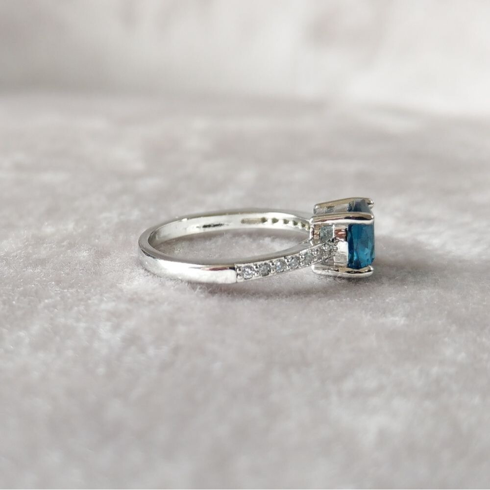 💎NEW💎 BLUE SAPPHIRE RING - Picture 7 of 7